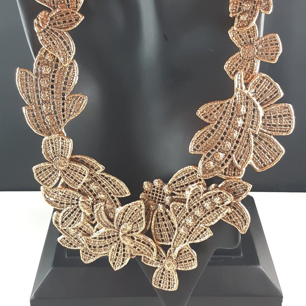 COPY - Vintage Oscar de la Renta Bronze Lace Necklace